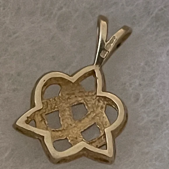 💛HP💛Vintage 14k Gold Celtic pendant - Picture 6 of 11